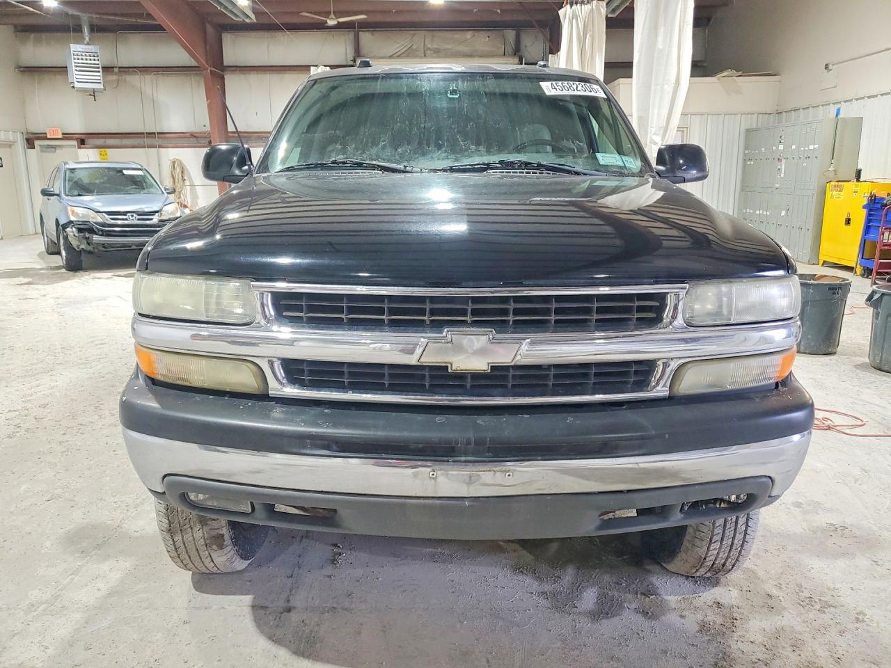 2004 Chevrolet Suburban C1500 - Фото 5