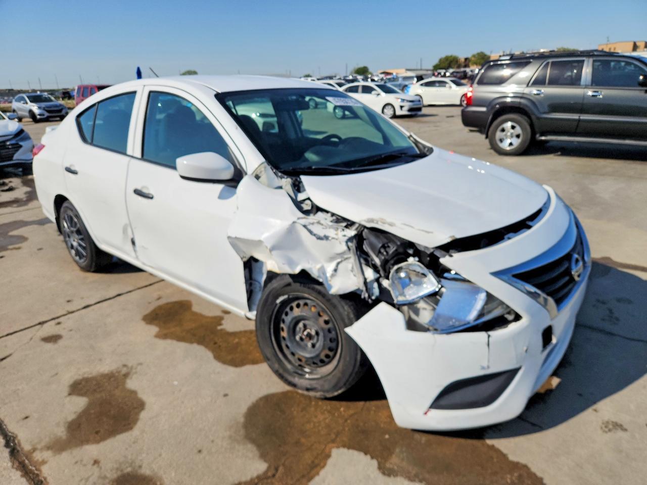 2018 Nissan Versa S Plus - Image 4