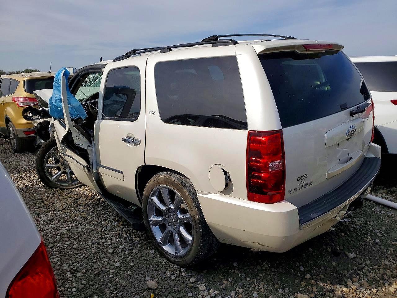 2011 Chevrolet Tahoe K1500 Ltz - Фото 2