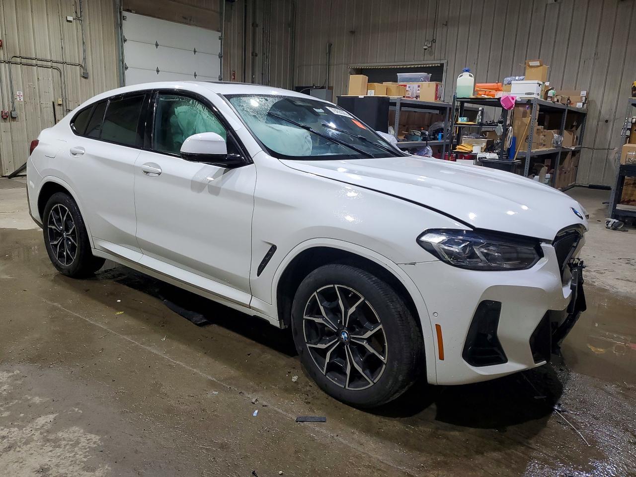 2024 BMW X4 xDrive30I - Image 4