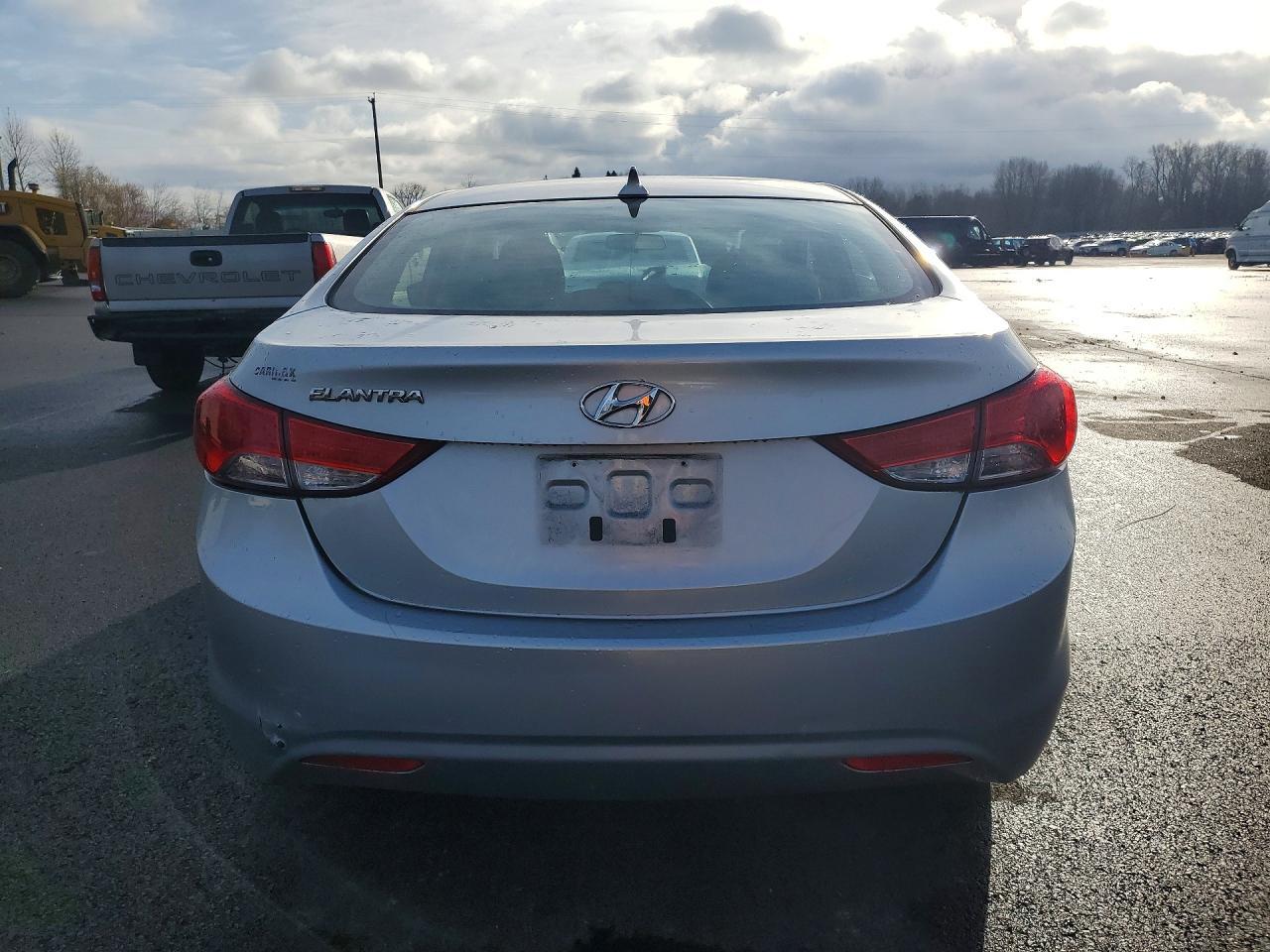 2013 Hyundai Elantra Gls - Image 6