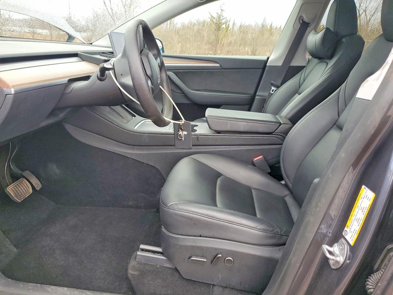 2023 Tesla Model Y - Фото 7