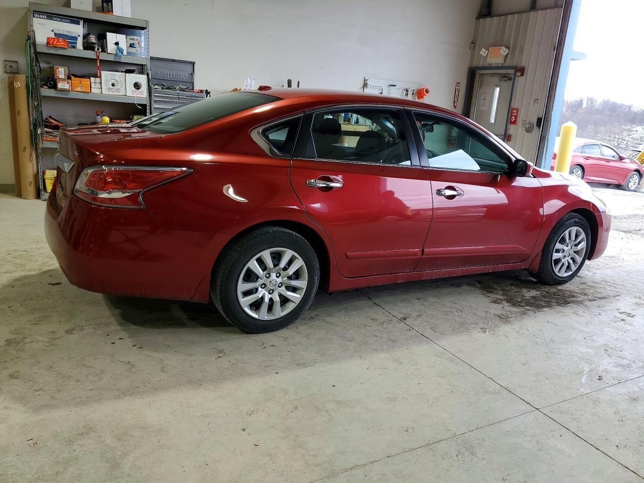 2015 Nissan Altima 2.5 S - Image 5