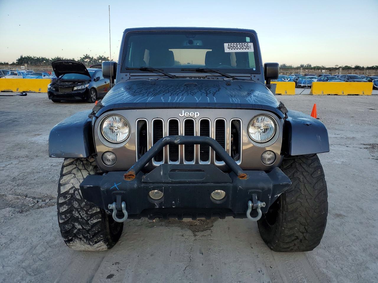 2016 Jeep Wranger - Фото 5
