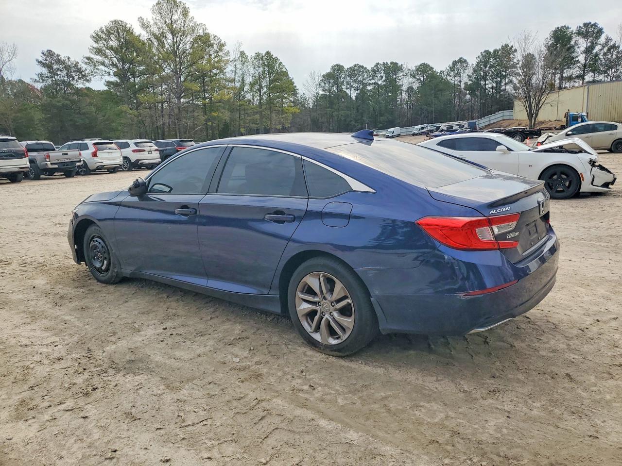 2019 Honda Accord Lx - Фото 2