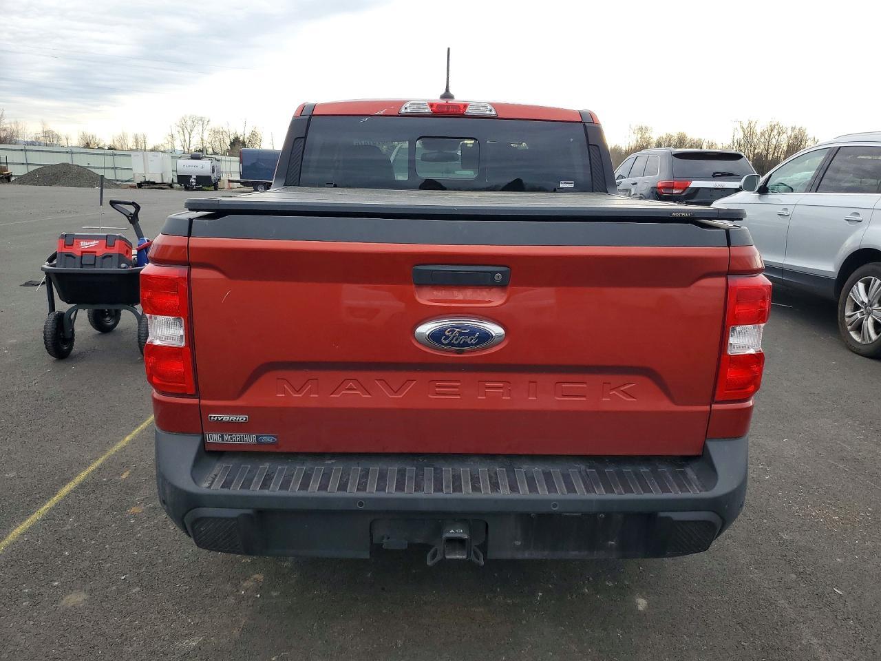 2024 Ford Maverick Lariat - Image 6
