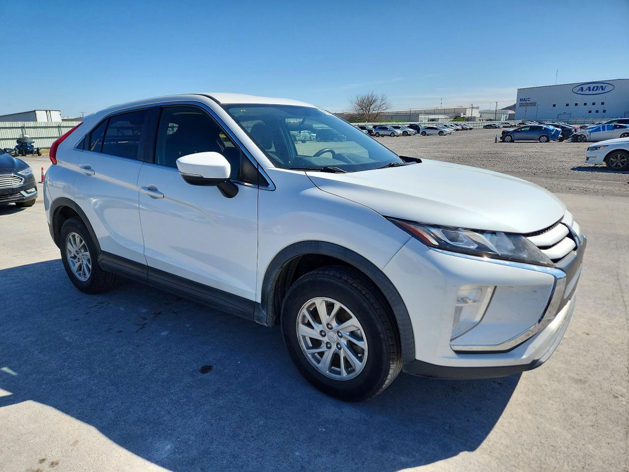 2019 Mitsubishi Eclipse Cross Es - Фото 4