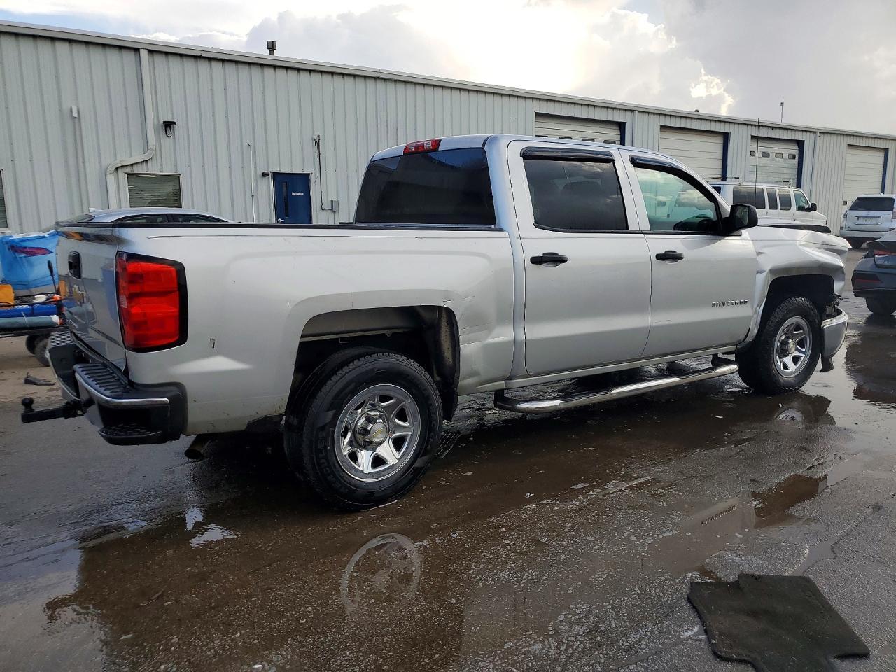 2015 Chevrolet Silverado C1500 - Фото 3