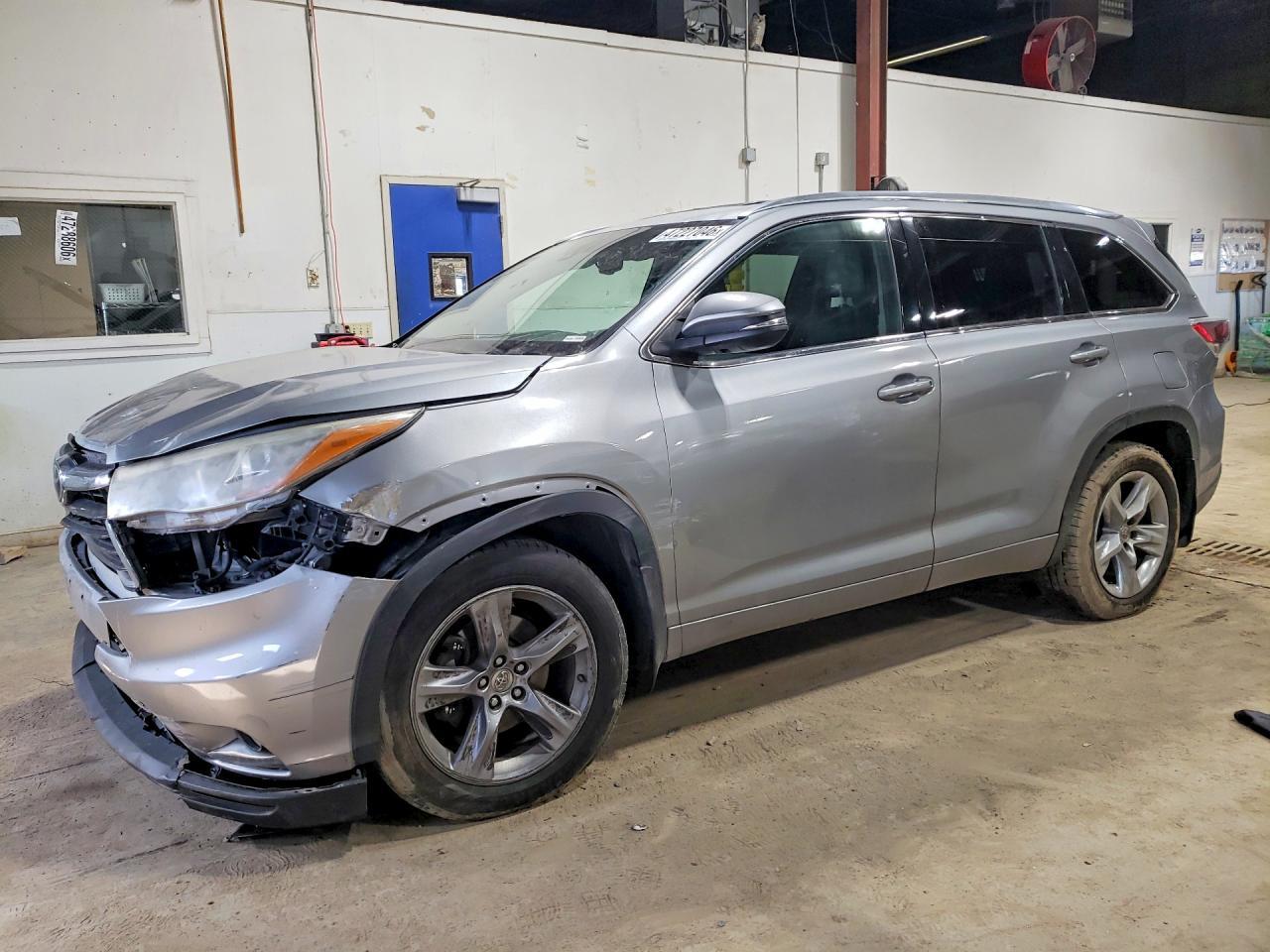 2015 Toyota Highlander Limited Platinum