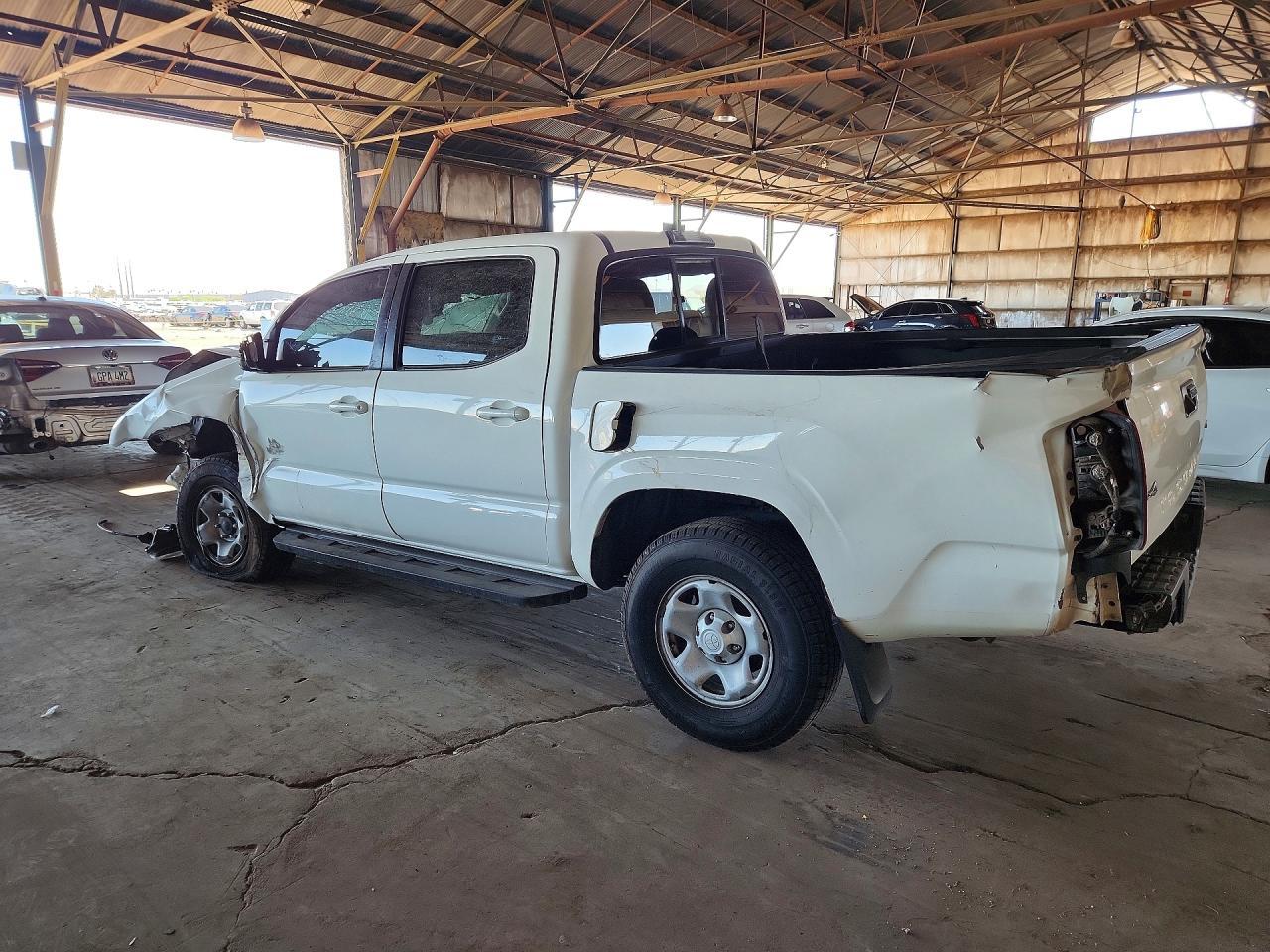 2019 Toyota Tacoma Sr V6 - Фото 2