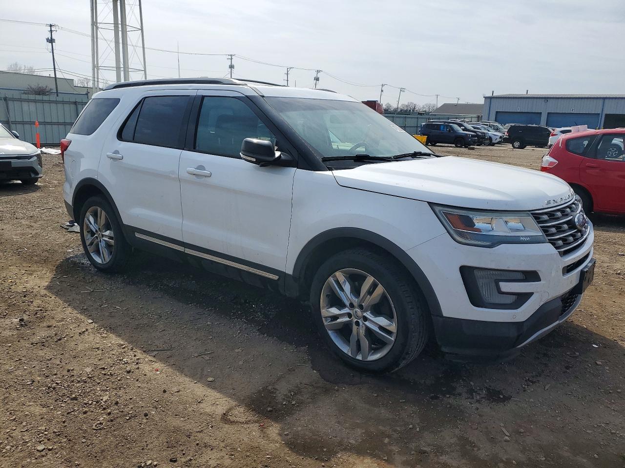 2016 Ford Explorer Xlt - Фото 4