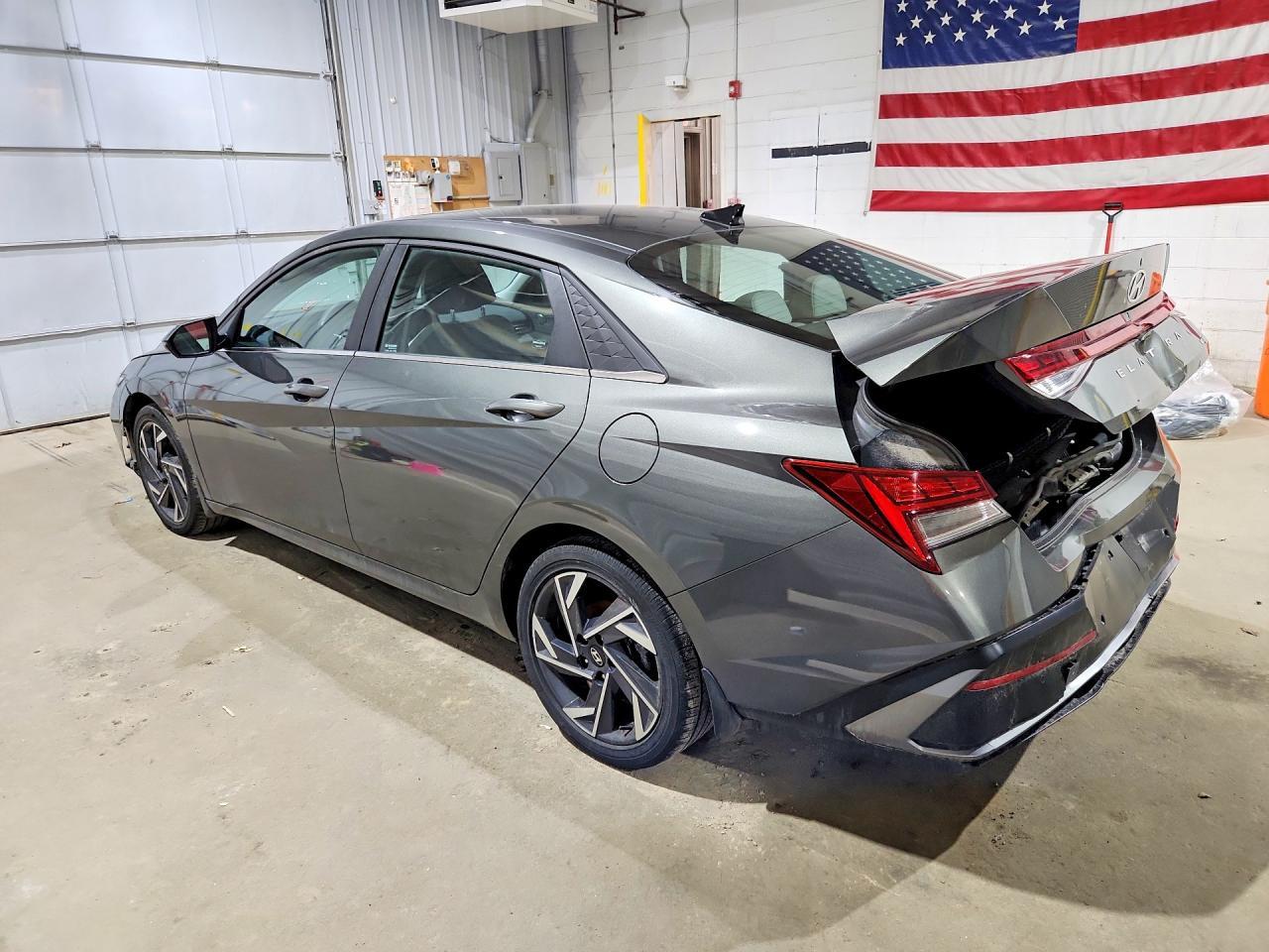 2024 Hyundai Elantra Hybrid Limited - Фото 2