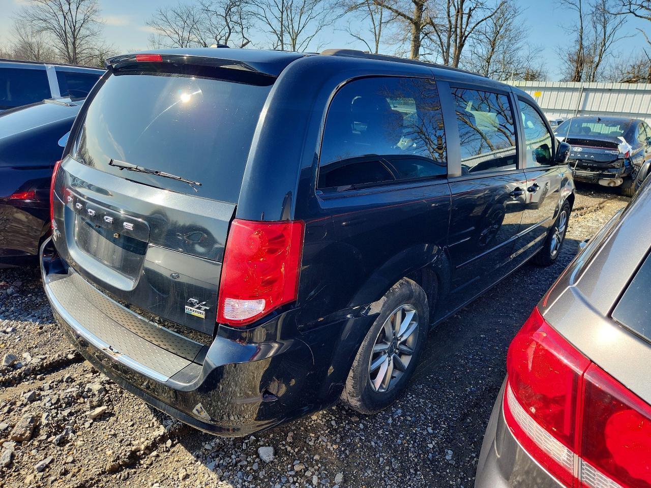 2014 Dodge Grand Caravan R - Фото 3