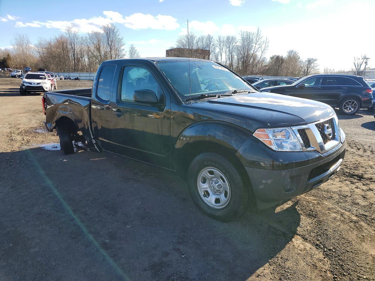 2017 Nissan Frontier S - Фото 4