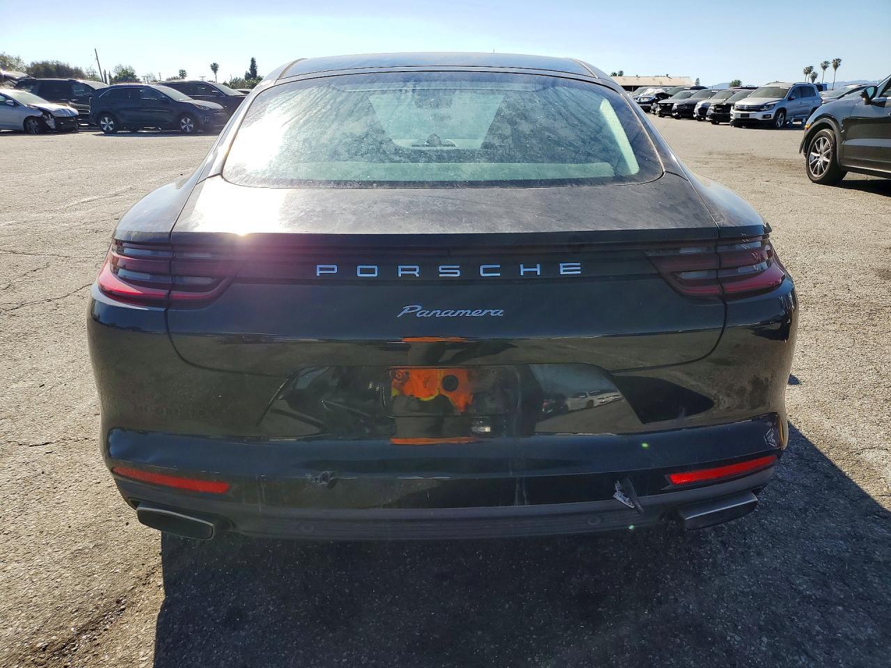 2020 Porsche Panamera Base - Image 6