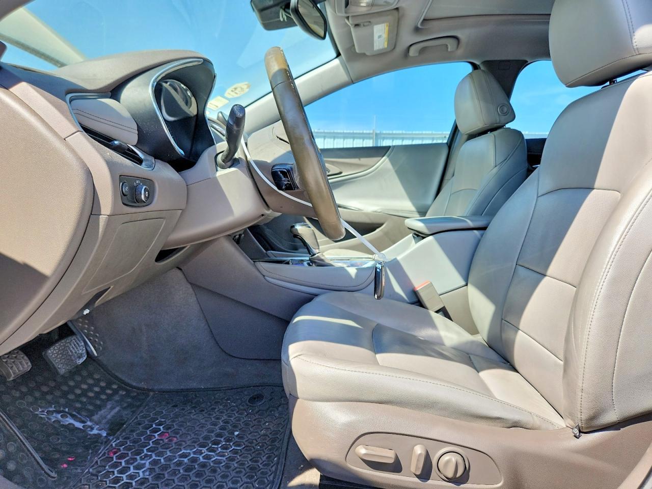2016 Chevrolet Malibu Premier - Фото 7