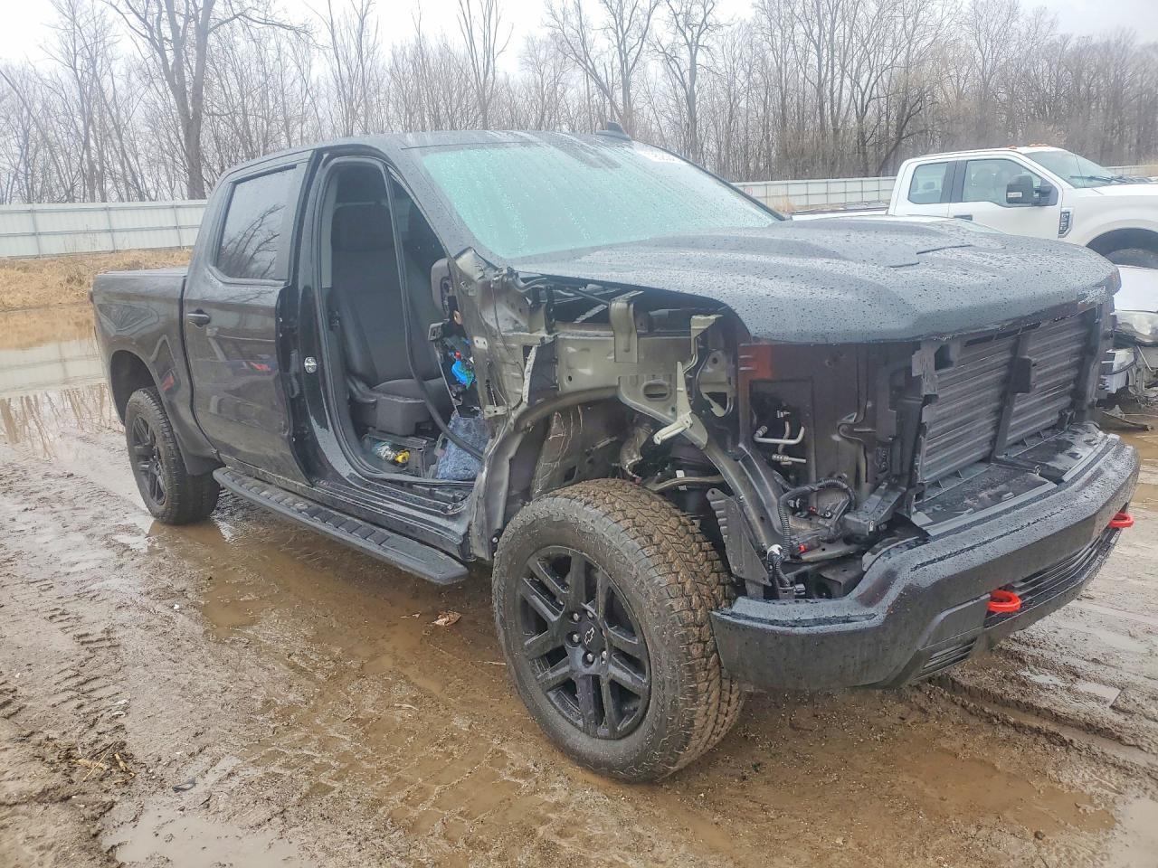 2025 Chevrolet Silverado K1500 Lt Trail Boss - Image 4