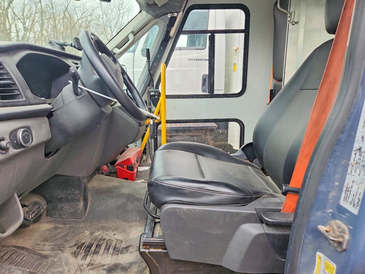 2021 Ford Transit T-350 Step Van ** Clean Title * Prior Fleet ** - Фото 7