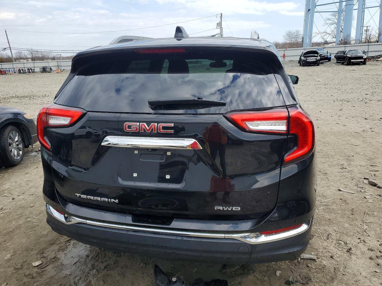 2023 GMC Terrain Slt - Image 6