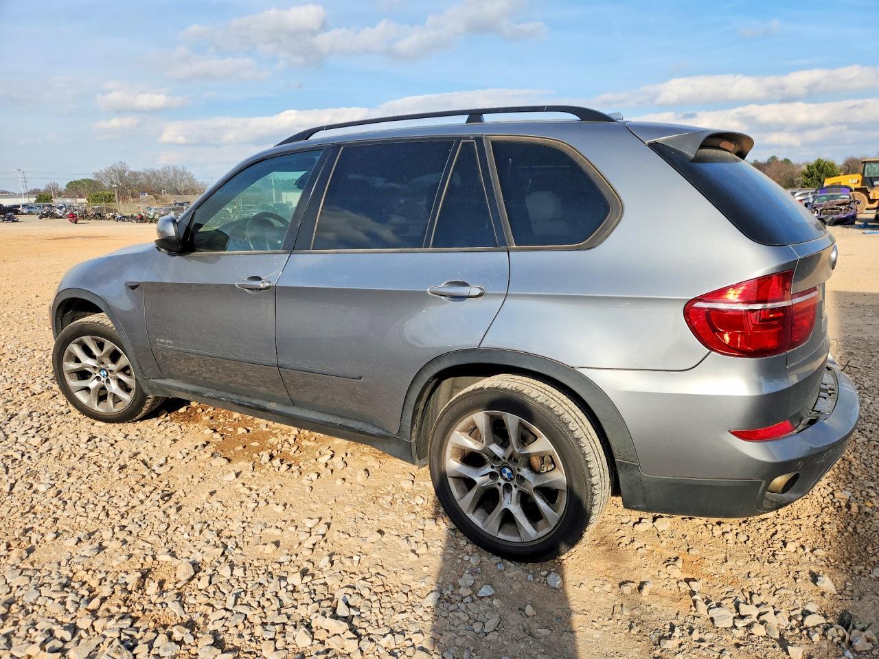 2013 BMW X5 xDrive35I - Image 2