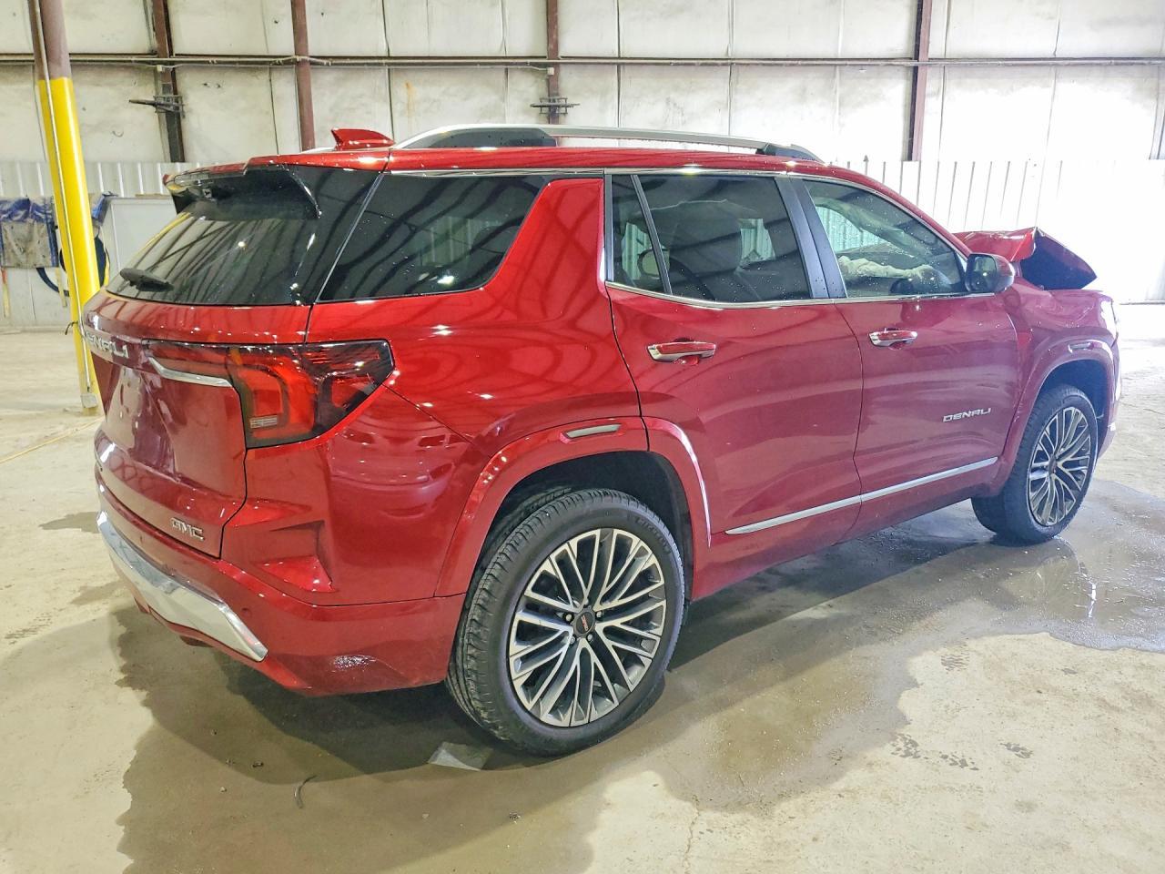 2026 GMC Terrain Denali - Image 3