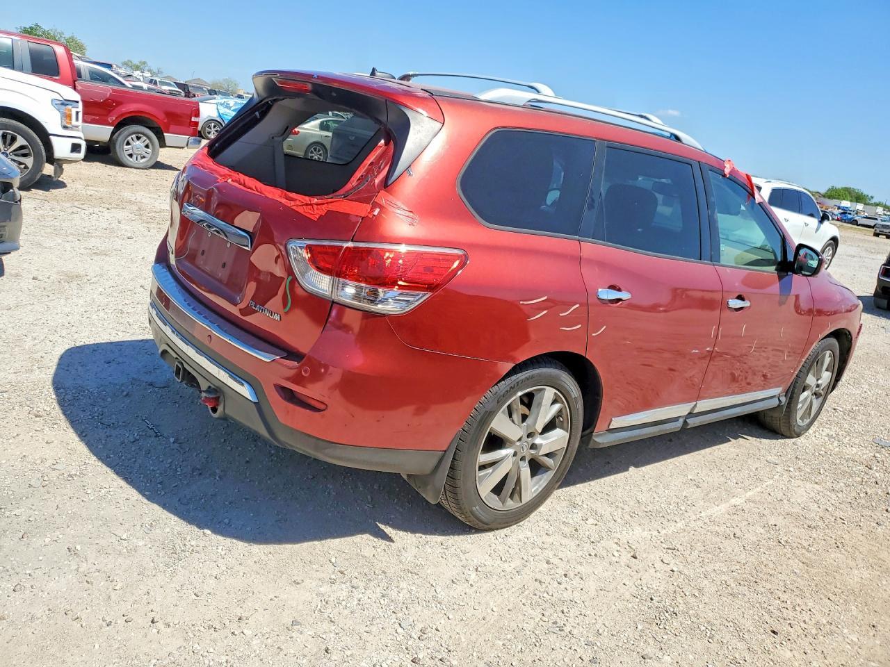 2014 Nissan Pathfinder S - Фото 3