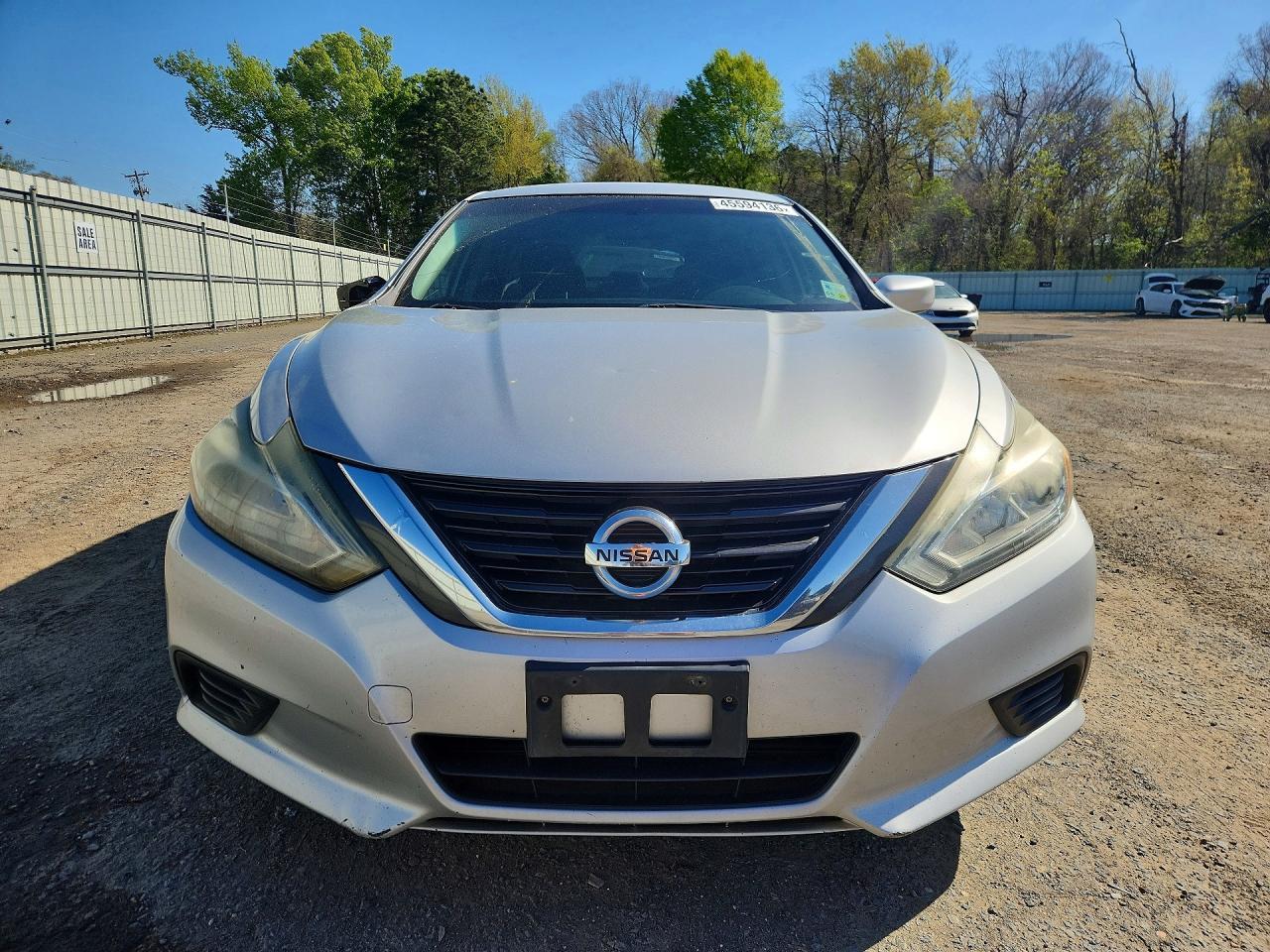 2016 Nissan Altima 2.5 S - Image 5