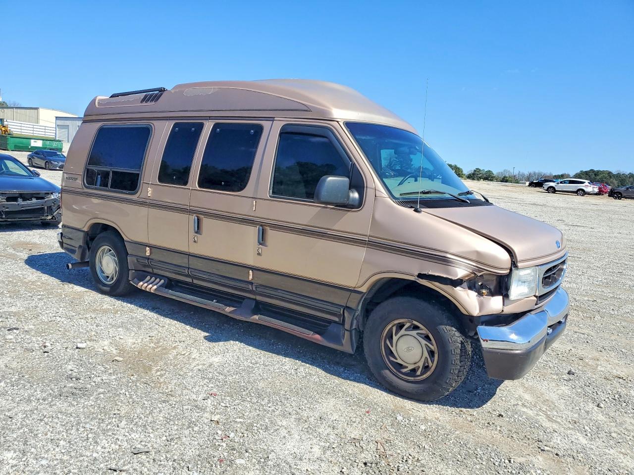 1997 Ford Econoline E150 Van - Image 4