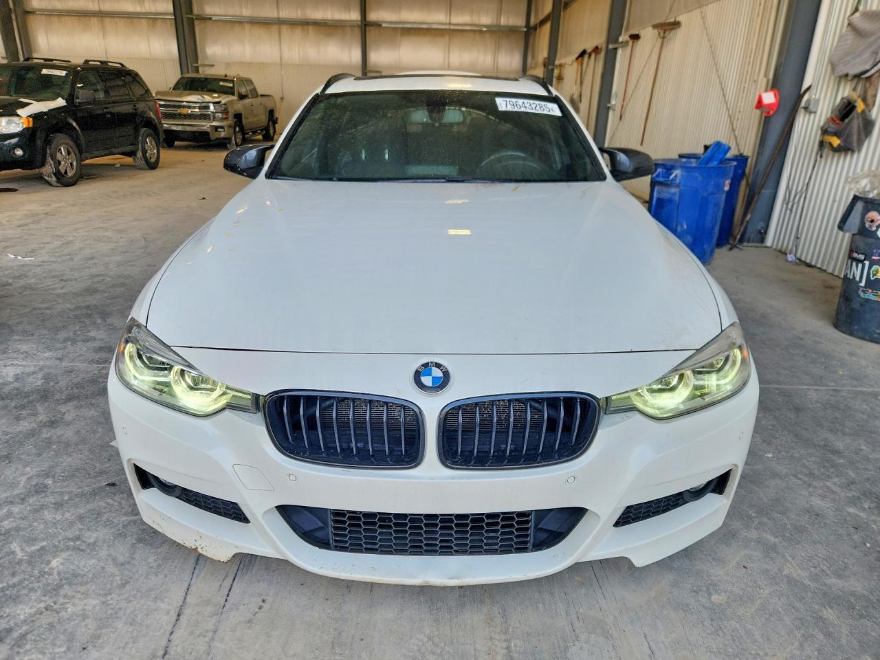 2017 BMW 330 Xi - Image 5