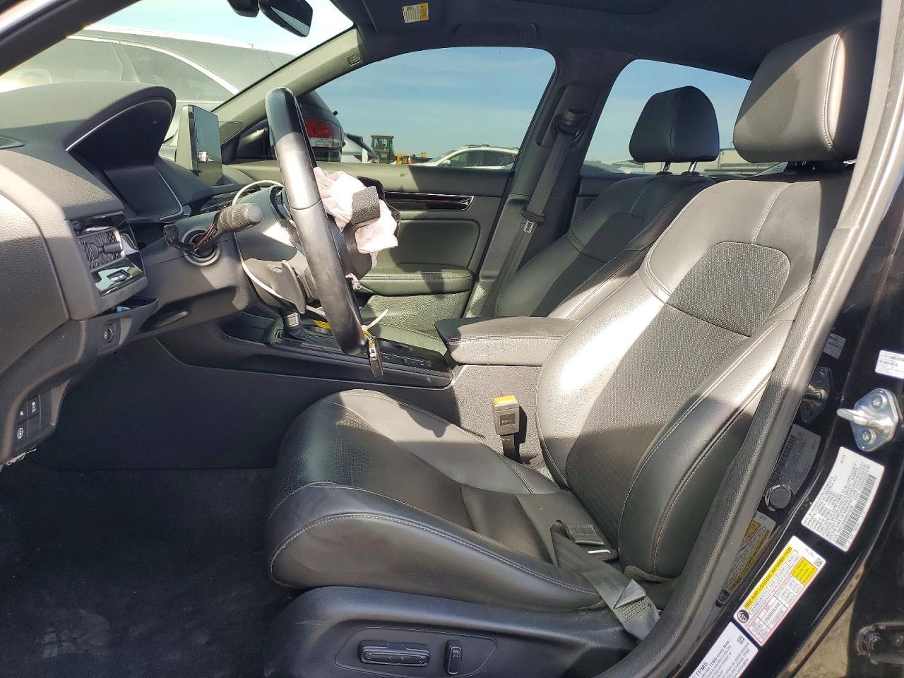 2024 Honda Civic Sport Touring - Image 7