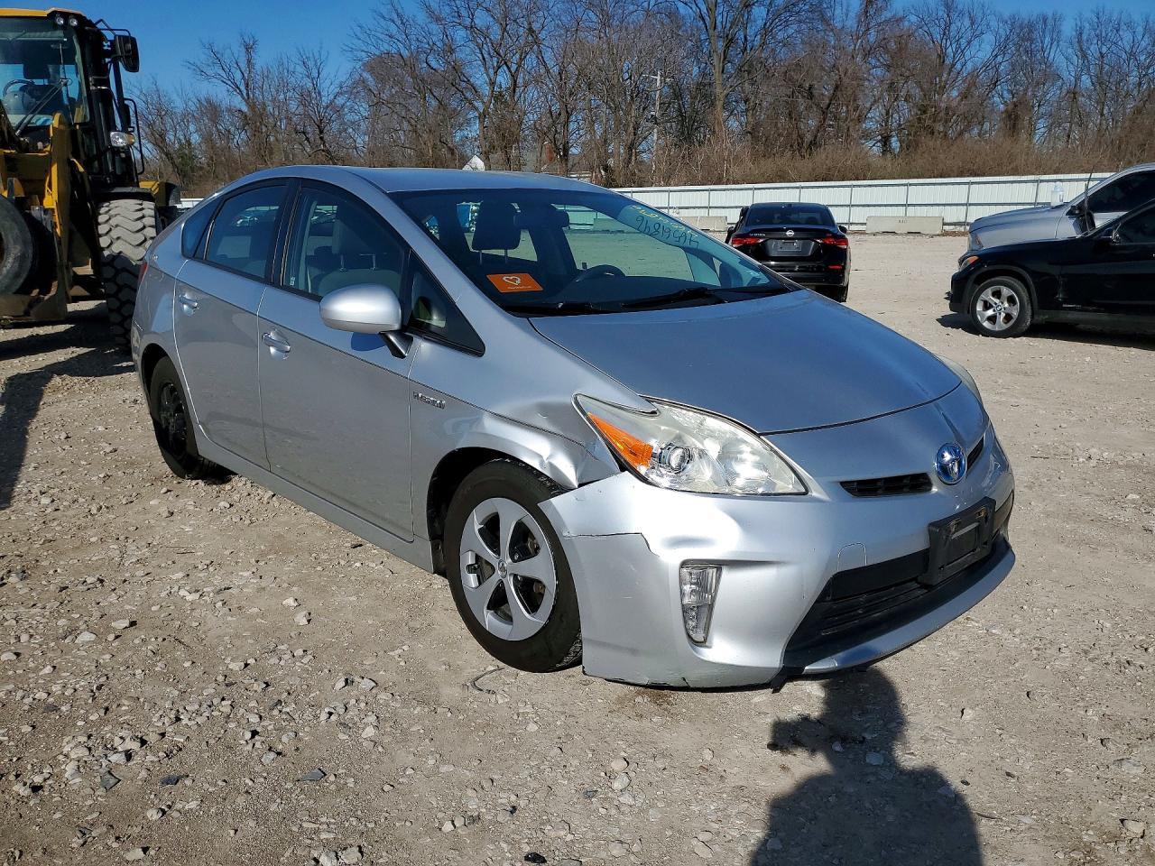 2013 Toyota Prius Two - Фото 4
