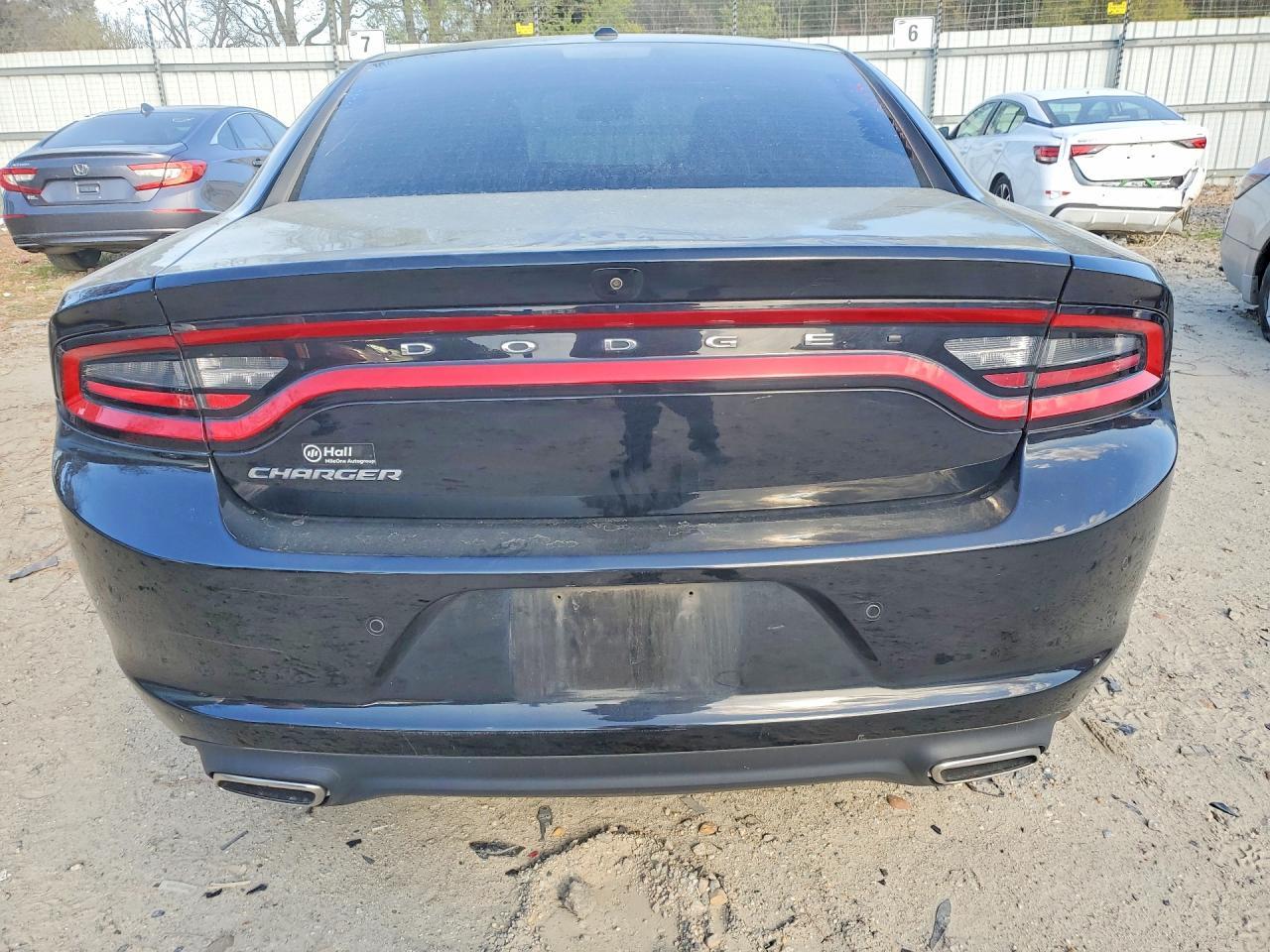 2022 Dodge Charger Sxt - Фото 6