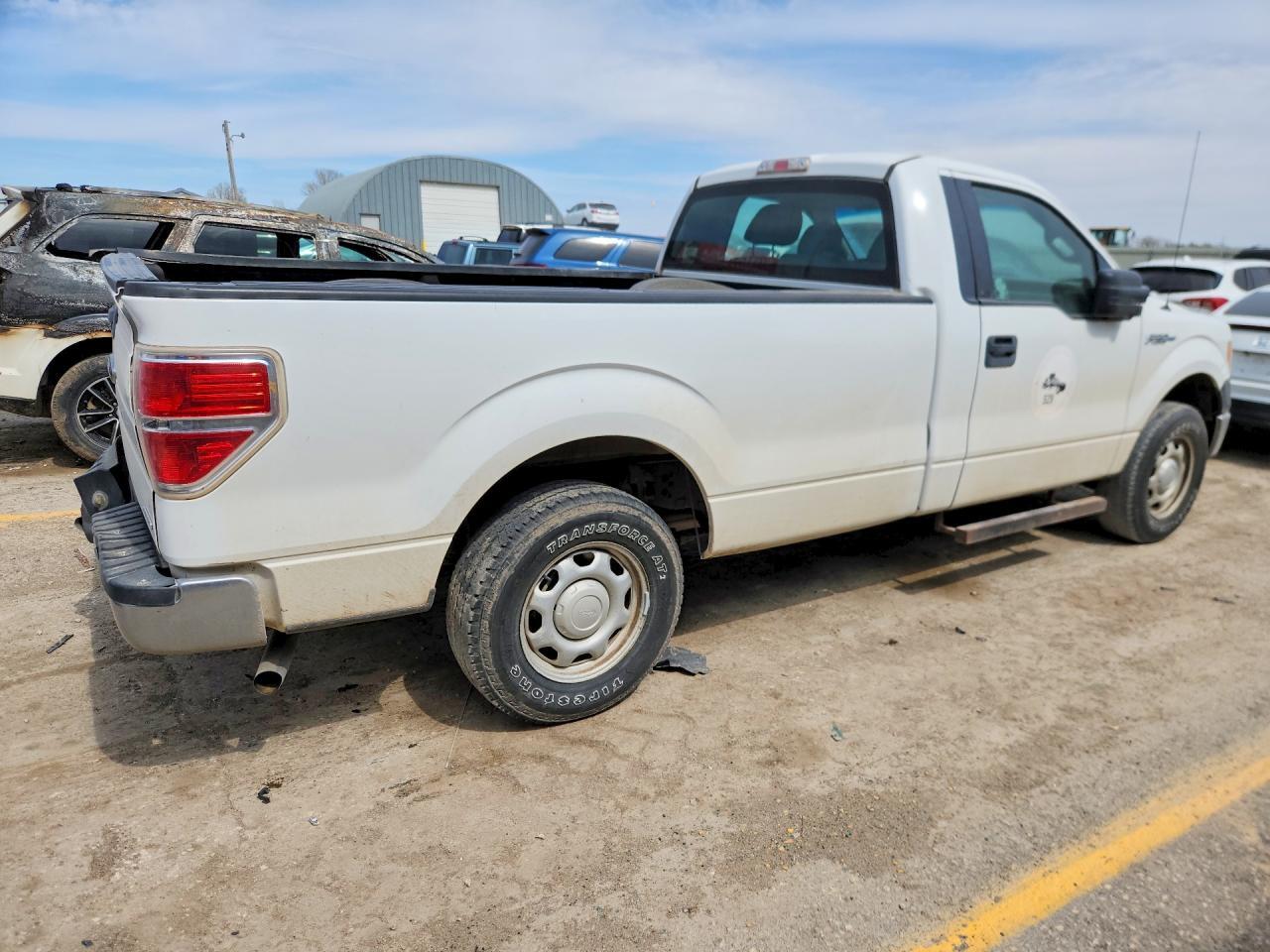 2013 Ford F150 - Фото 3