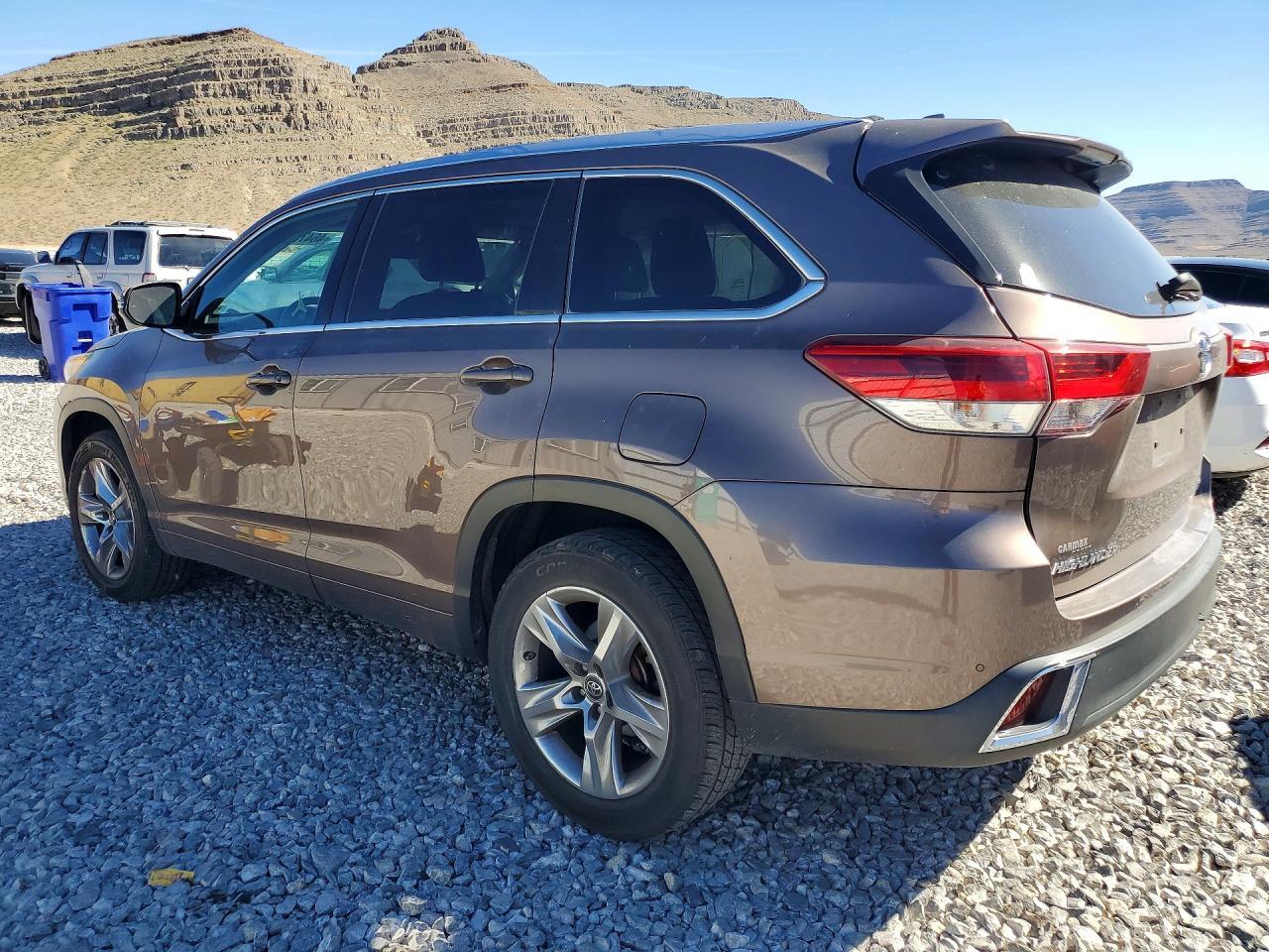 2018 Toyota Highlander Limited - Фото 2