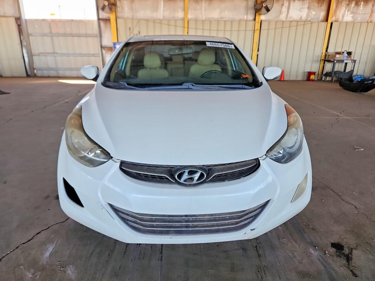 2012 Hyundai Elantra Limited - Image 5