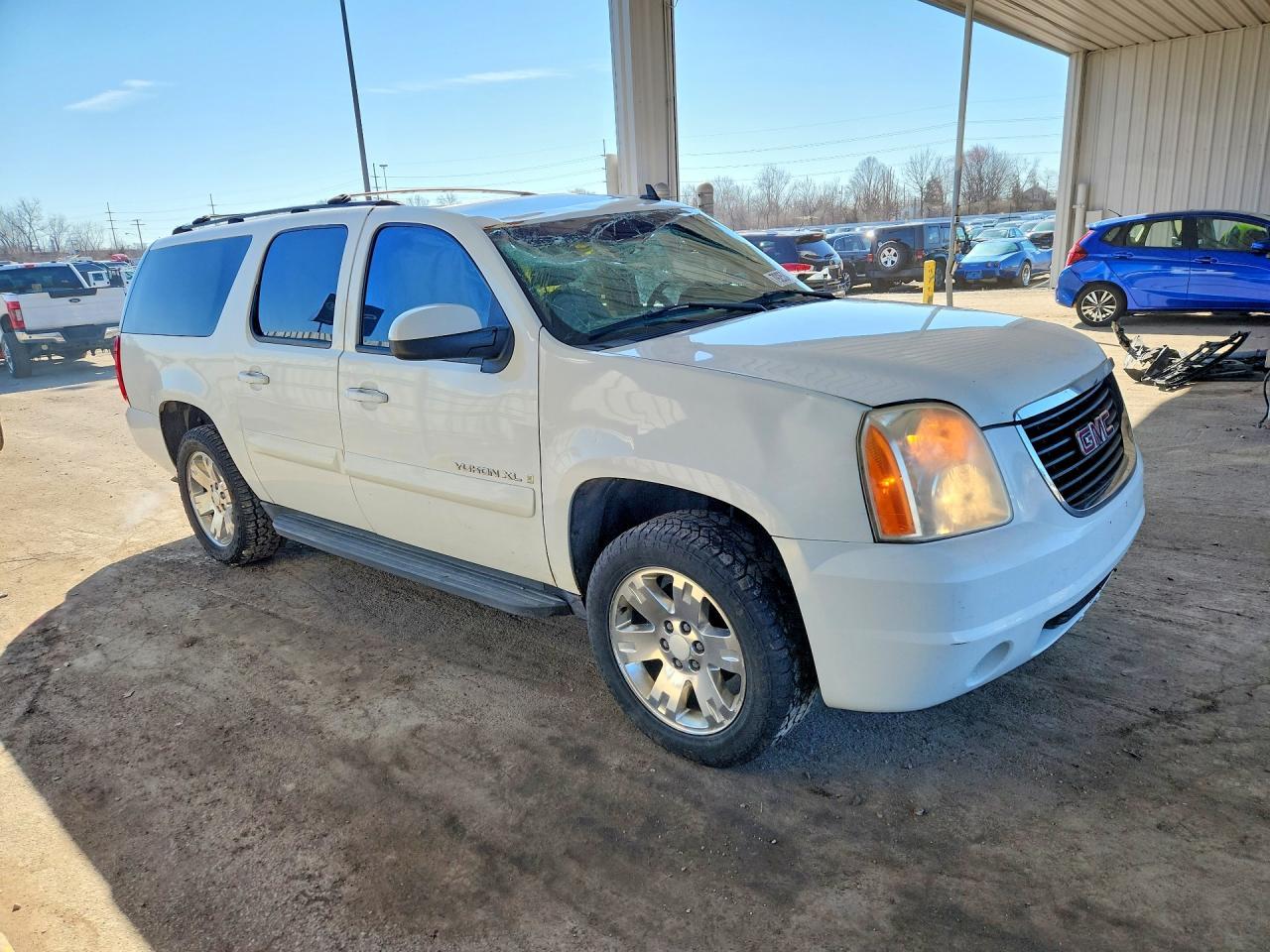 2007 GMC Yukon Xl C1500 - Фото 4