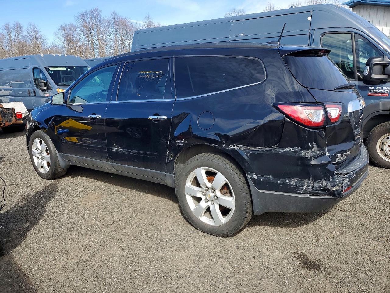 2017 Chevrolet Traverse Lt - Image 2