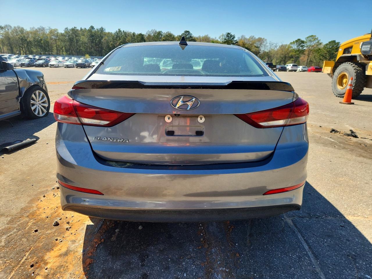 2018 Hyundai Elantra Sel - Image 6