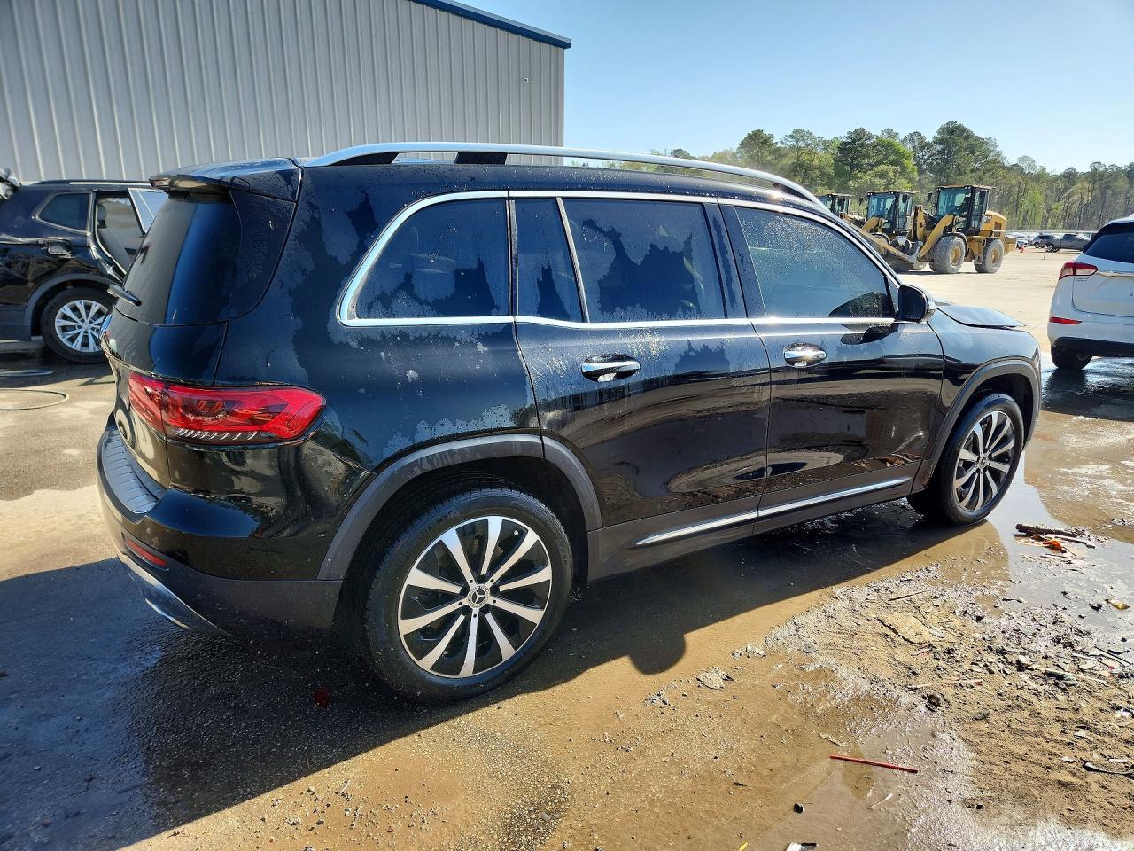 2022 Mercedes-Benz Glb 250 - Фото 3