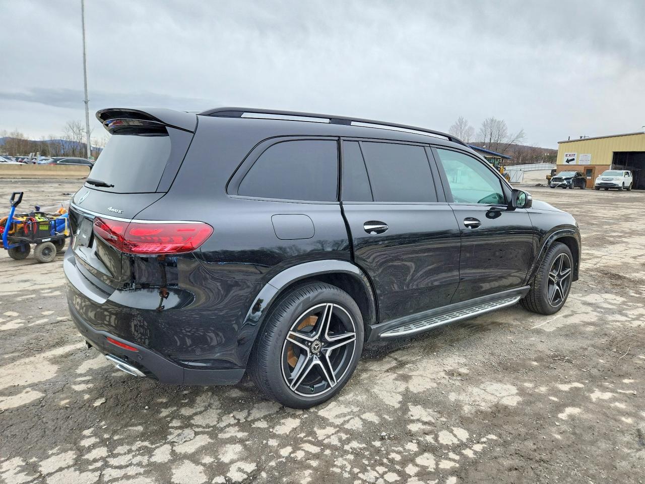 2025 Mercedes-Benz Gls 450 4Matic - Image 3