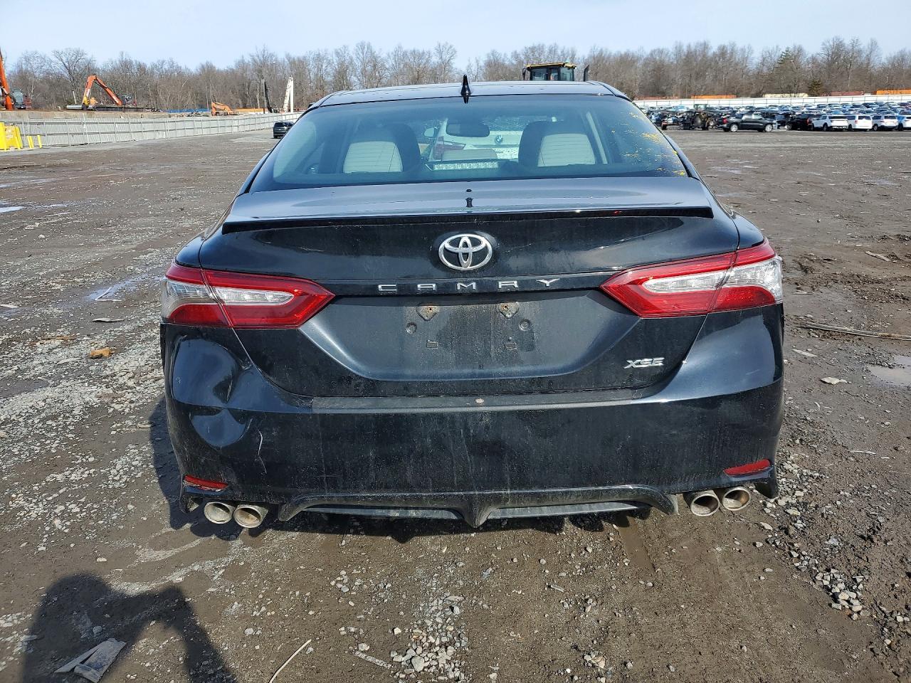 2020 Toyota Camry Xse - Image 6