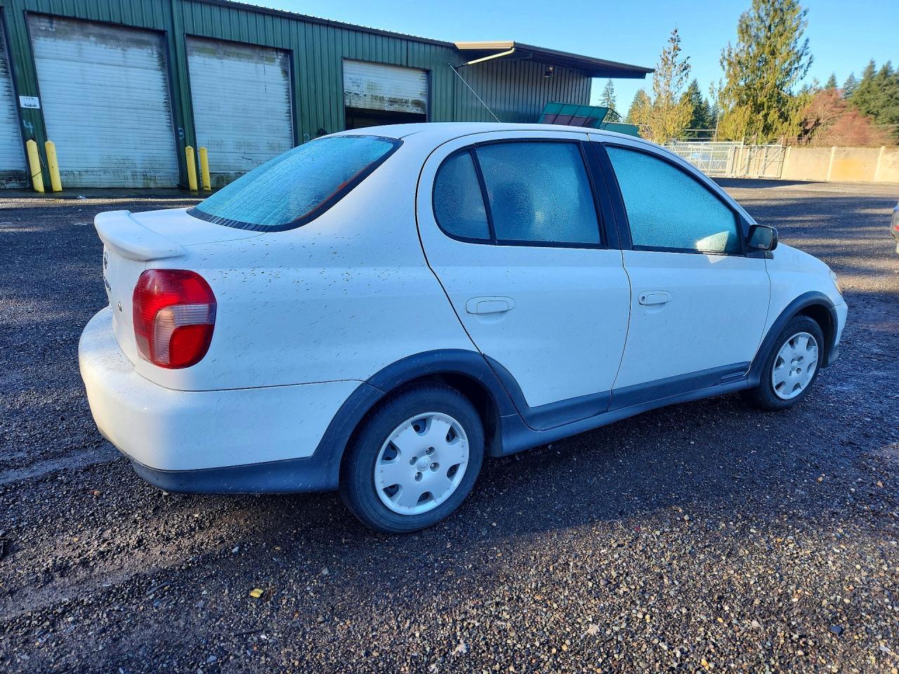 2002 Toyota Echo Base - Image 3