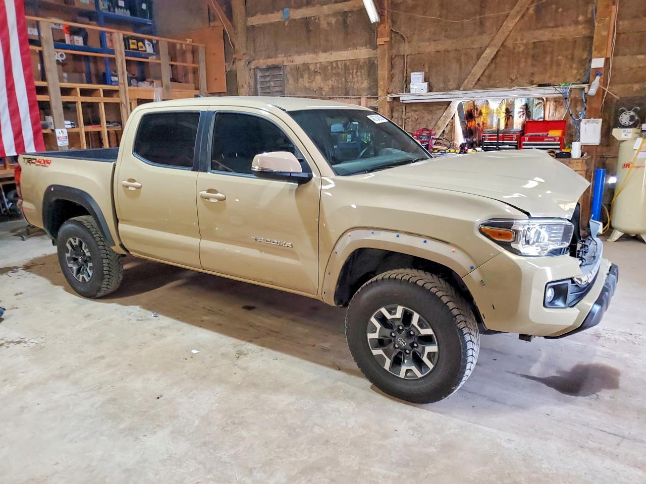 2017 Toyota Tacoma Trd Off-Road - Image 4