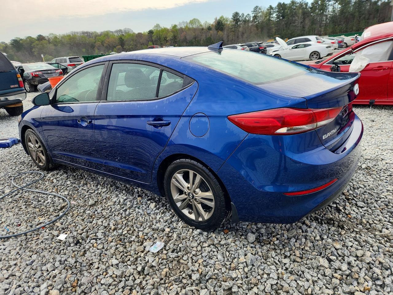 2017 Hyundai Elantra Value Edition - Фото 2