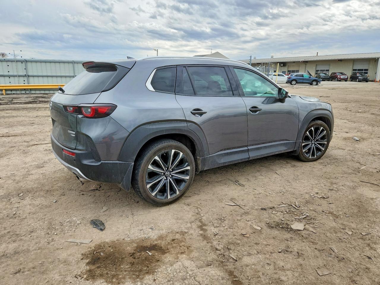 2025 Mazda Cx-50 Premium Plus - Фото 3