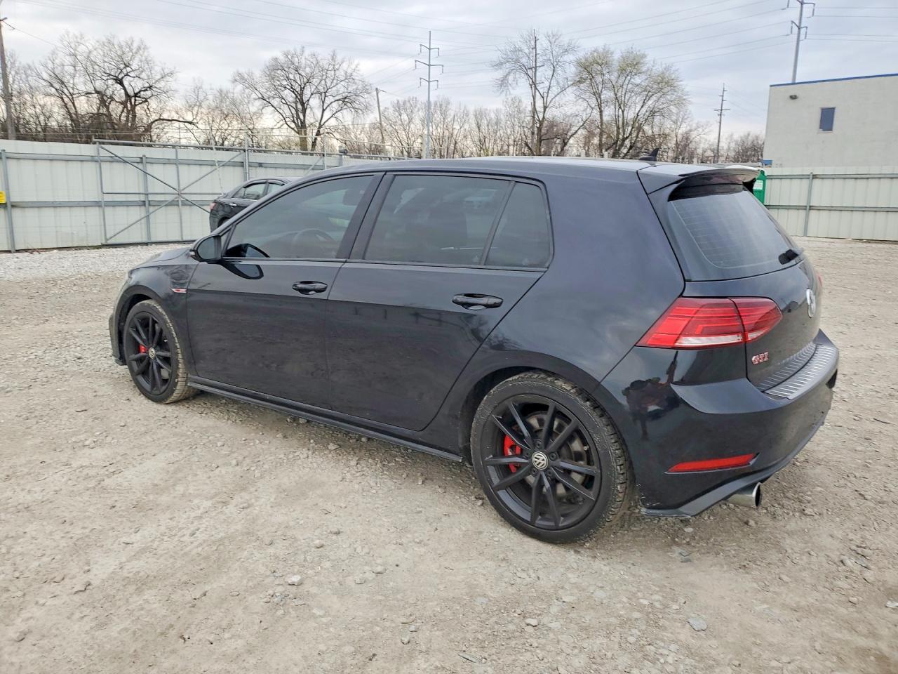 2019 Volkswagen Gti S - Фото 2