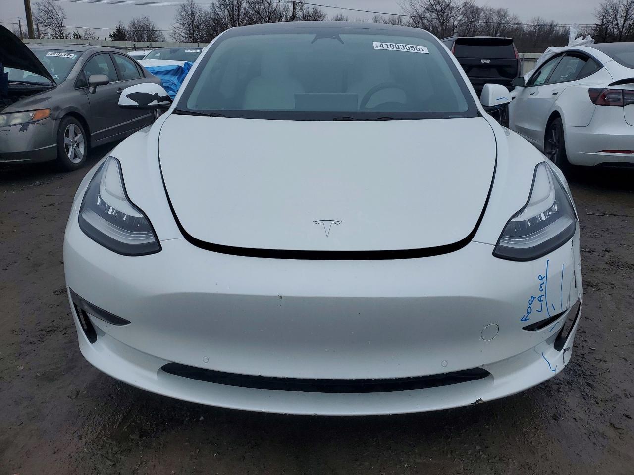 2020 Tesla Model 3 - Фото 5