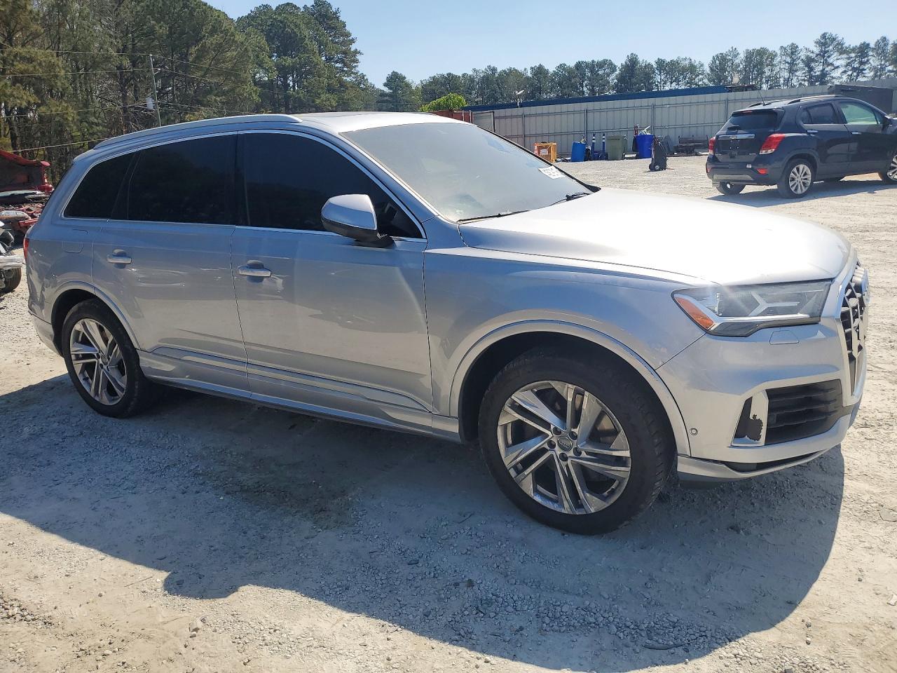 2020 Audi Q7 Premium Plus - Фото 4