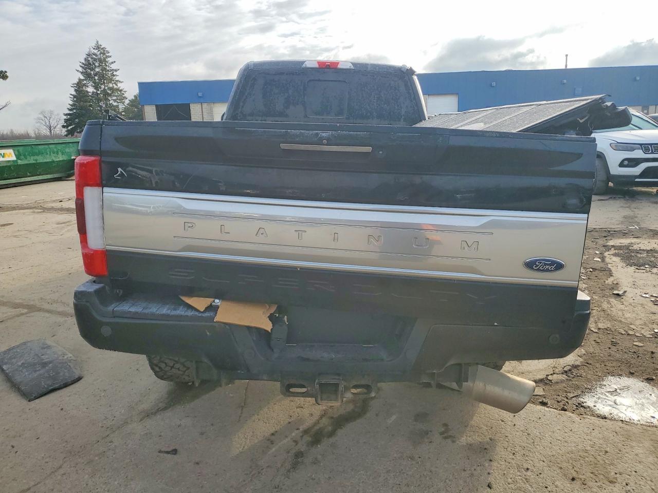 2017 Ford F350 Super Duty - Фото 6