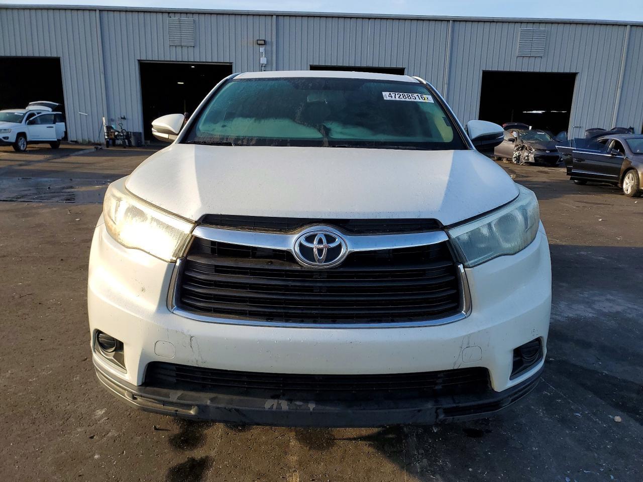 2015 Toyota Highlander Le - Фото 5